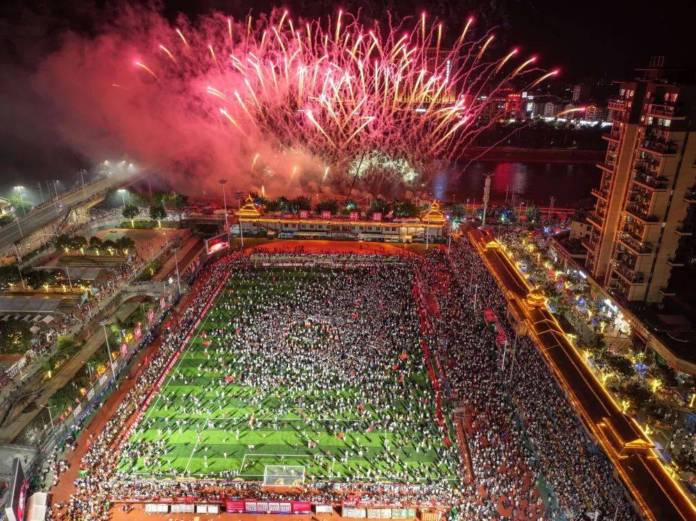 “村超”重启！巨星来了