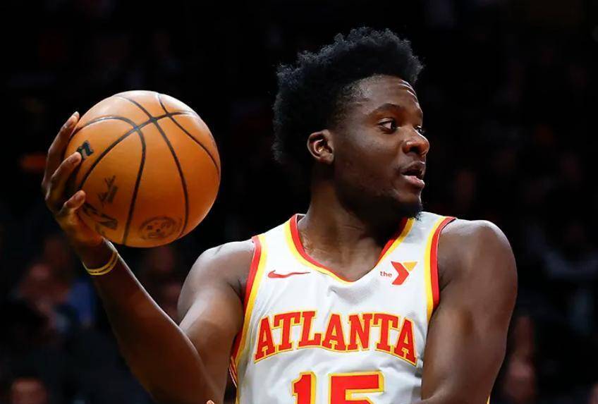 从休斯顿火箭队交易到华盛顿奇才，火箭想夺冠，要做到2点