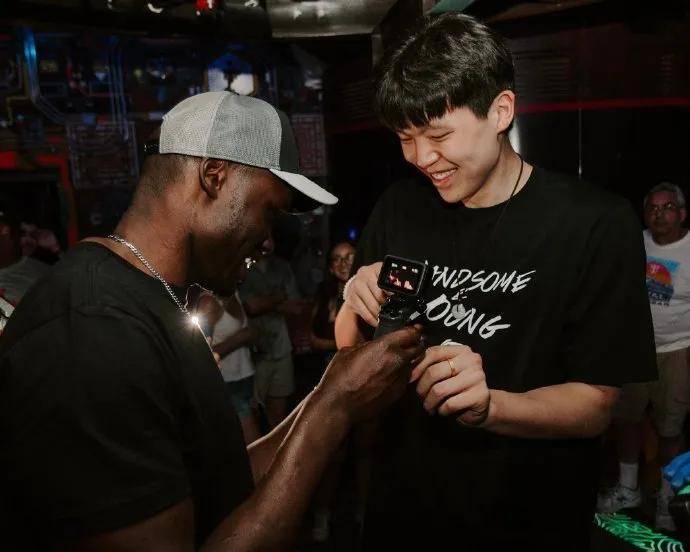 转正了！NBA全额保障合同！杨瀚森的带头大哥