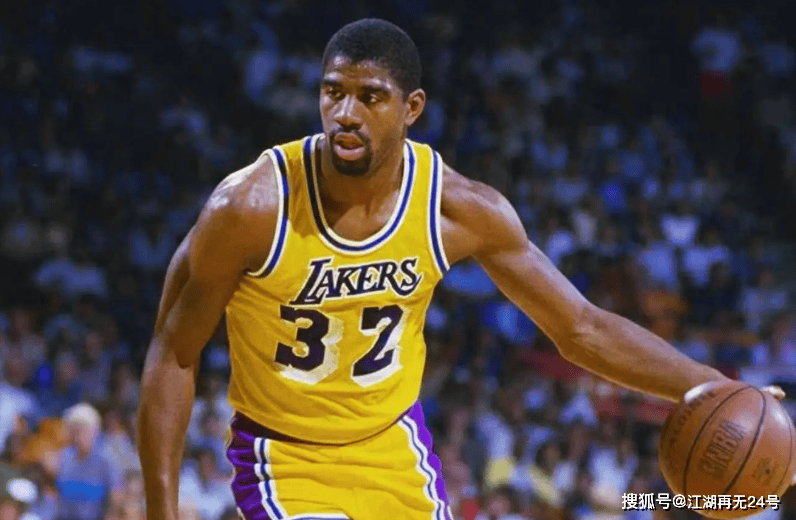 生涯送出10000次助攻有多难？NBA历史仅7人，威少就差75次