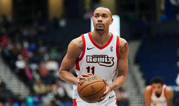 新奥尔良鹈鹕达到双向合同名额上限？