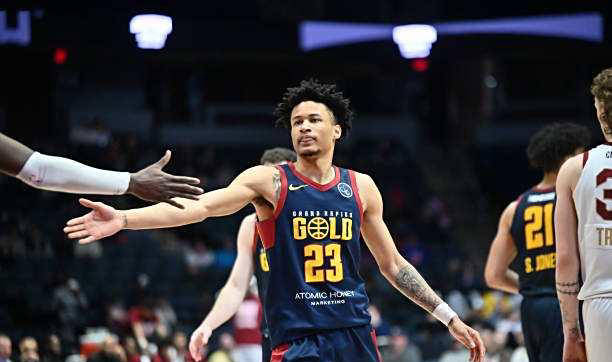 新奥尔良鹈鹕达到双向合同名额上限？