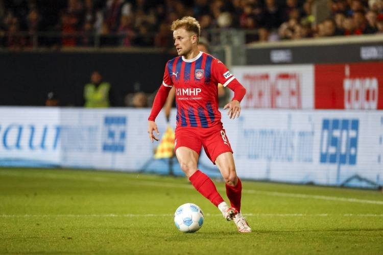 德天空：南安普顿有意海登海姆前锋斯基恩萨，对方要价1000万欧