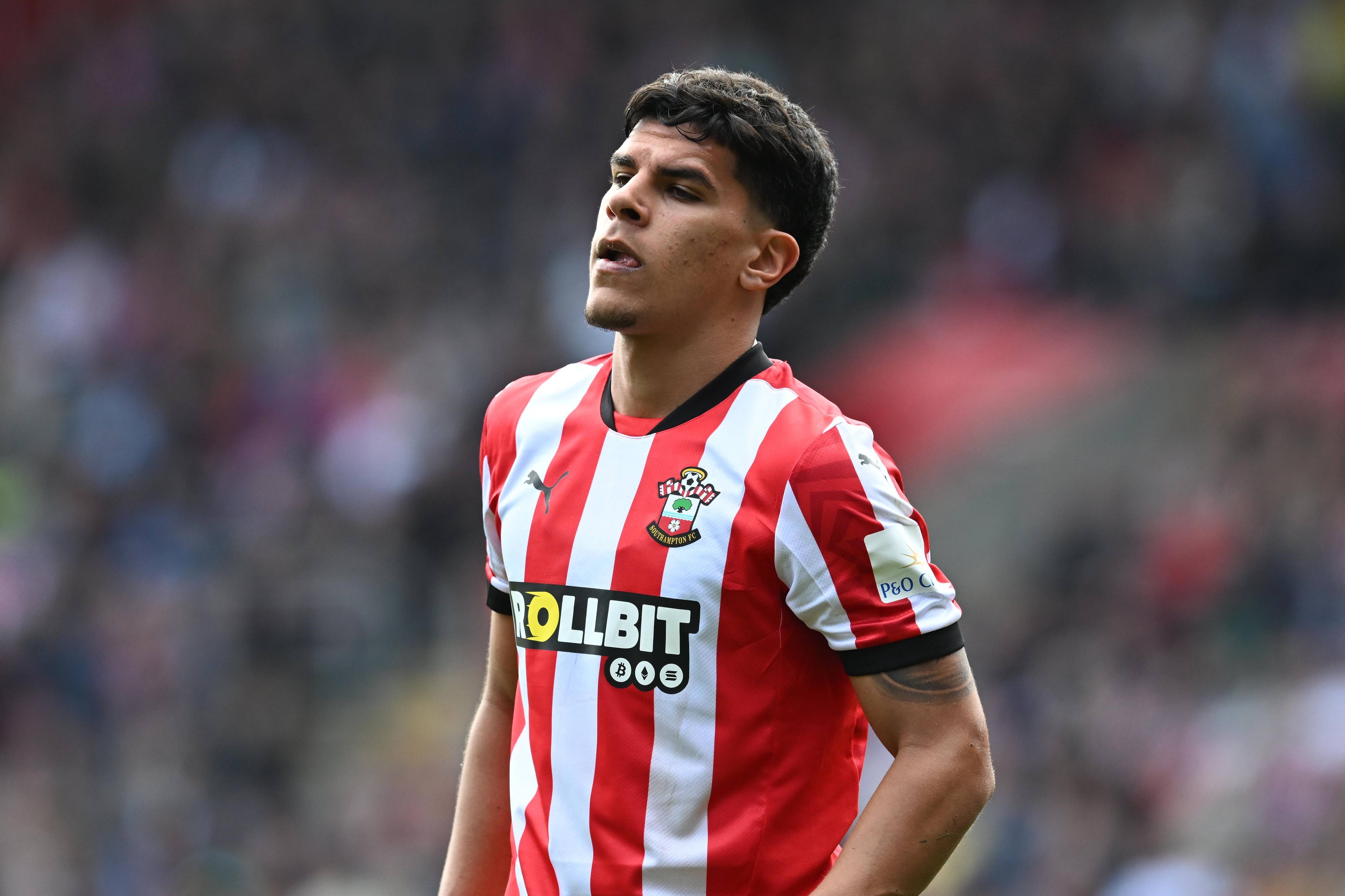 记者：马竞与西汉姆争夺南安普顿中场马特乌斯-费尔南德斯