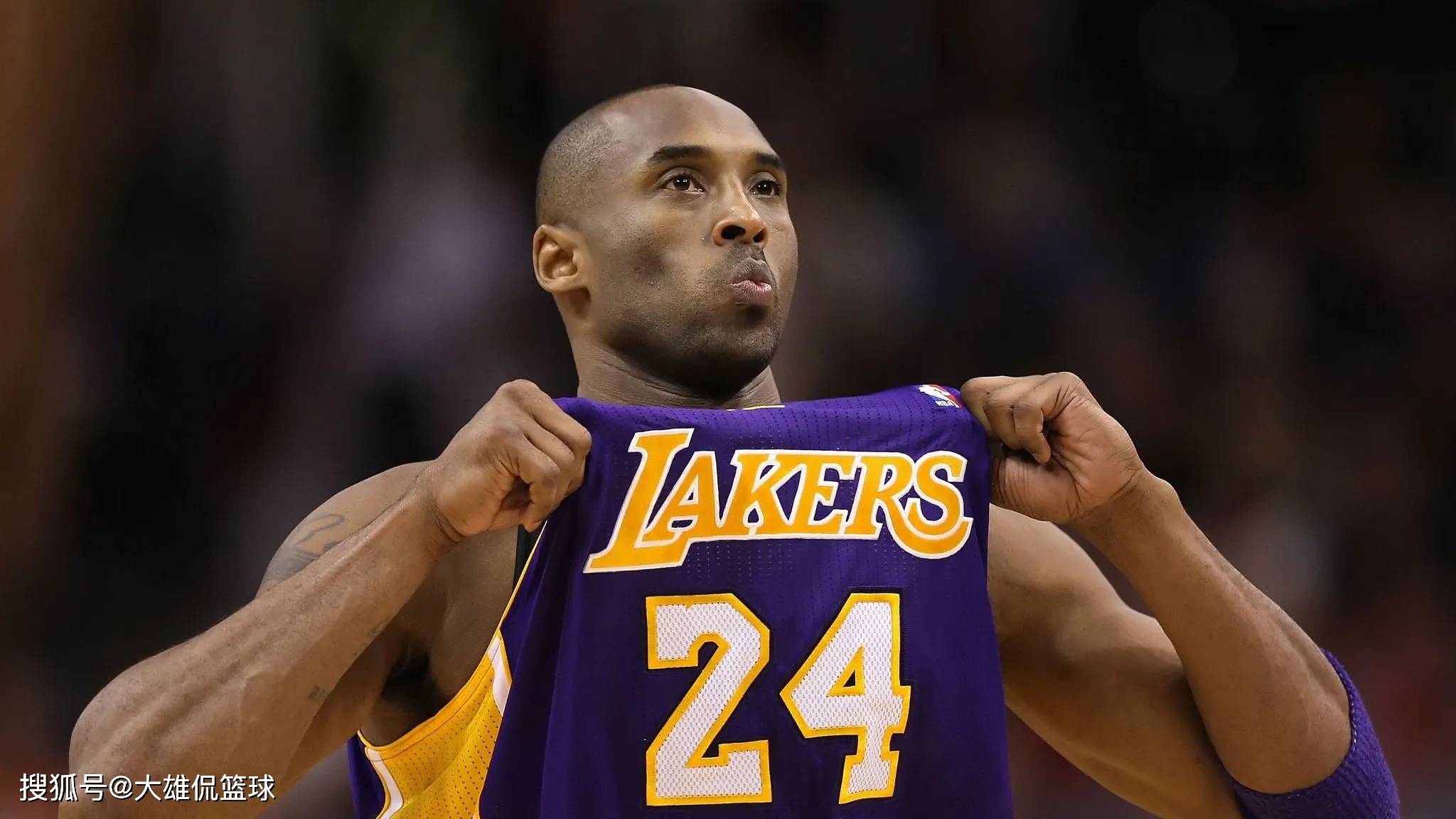 科比不如詹姆斯！史密斯称詹姆斯带领湖人从未有过黑暗赛季