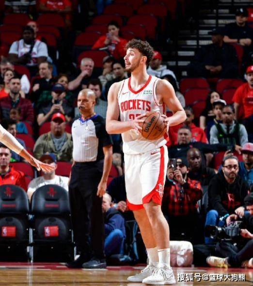 杜兰特转型？化身拼图型球星！火箭队用人一视同仁，或影响顶薪续约