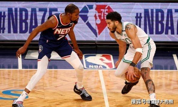 杜兰特转型？化身拼图型球星！火箭队用人一视同仁，或影响顶薪续约