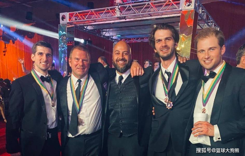 杜兰特转型？化身拼图型球星！火箭队用人一视同仁，或影响顶薪续约