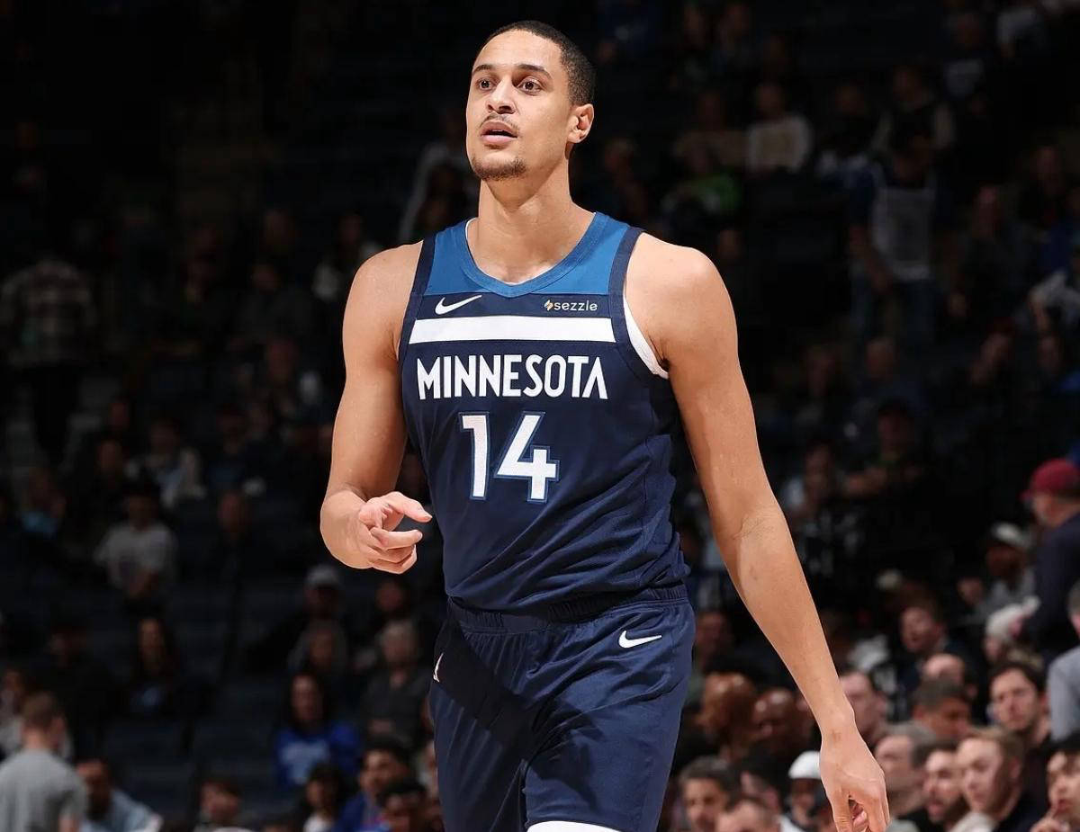 丹佛掘金签下自由球员凯斯勒-爱德华兹