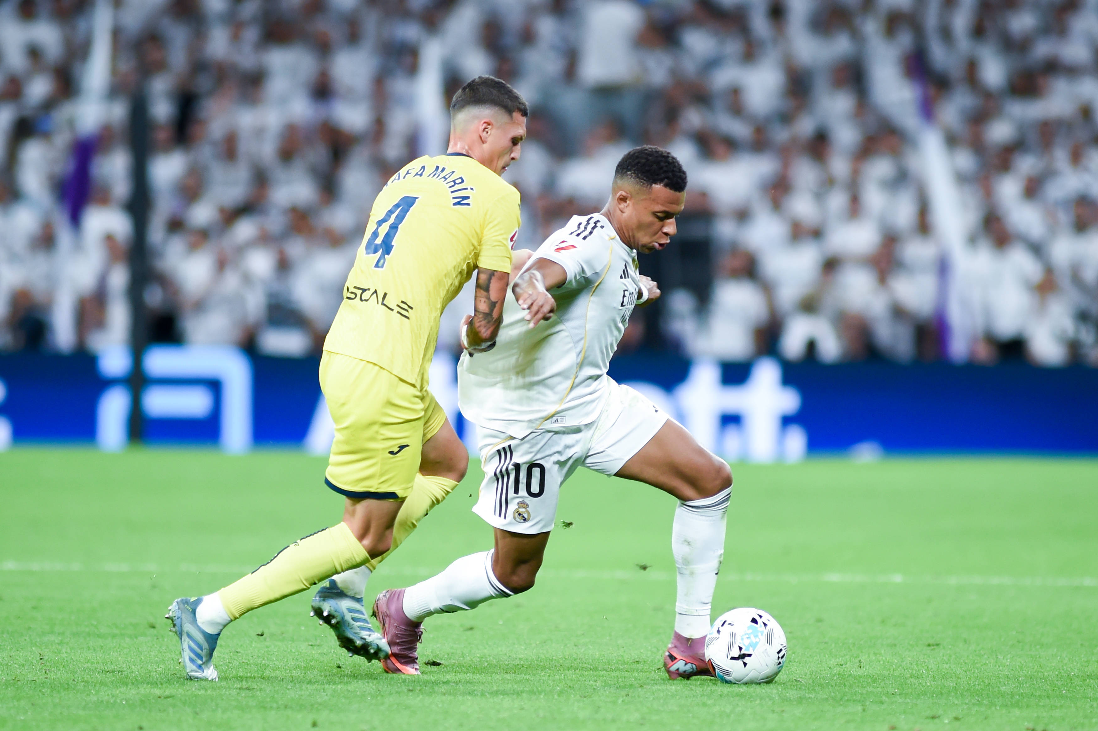 （体育）足球——西甲：皇家马德里胜比利亚雷亚尔