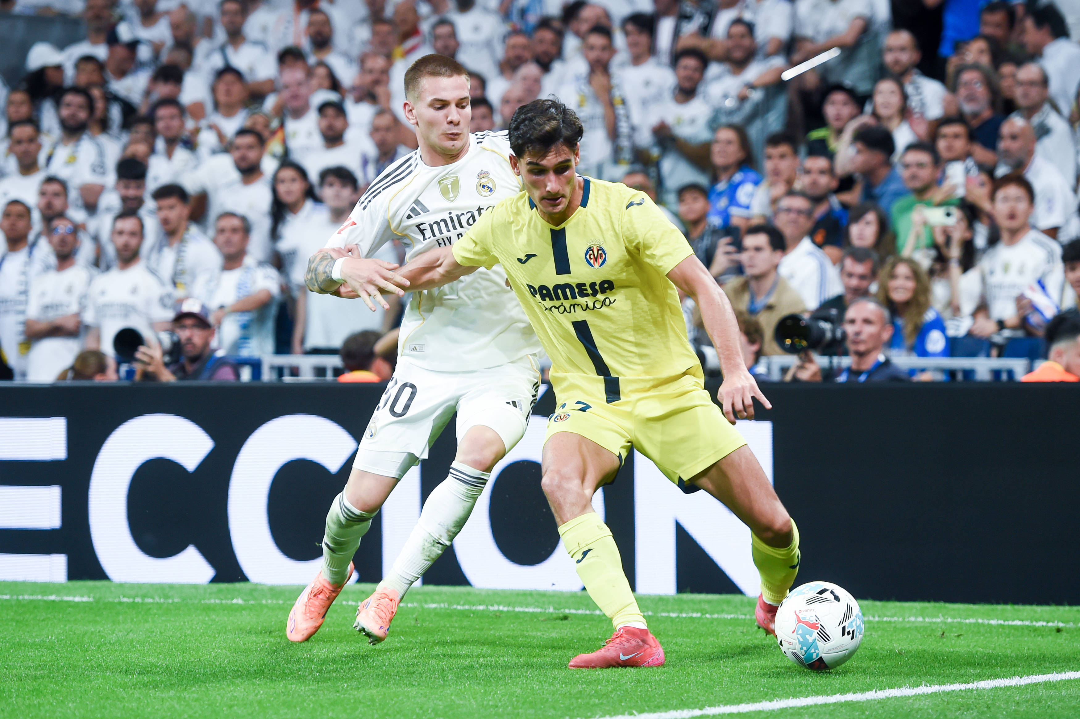 （体育）足球——西甲：皇家马德里胜比利亚雷亚尔